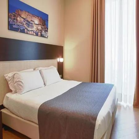 Hotel Naples Hotel 4*