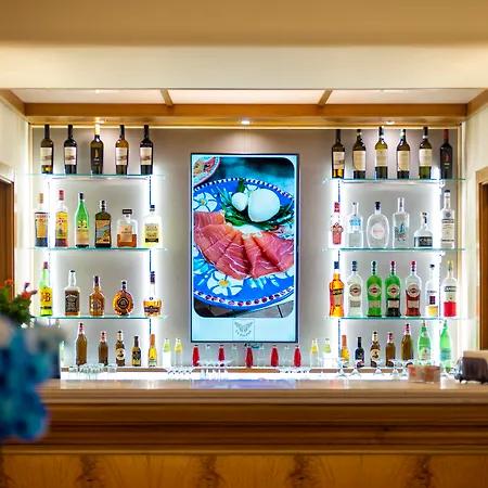 Ξενοδοχείο Grand Europa & Restaurant