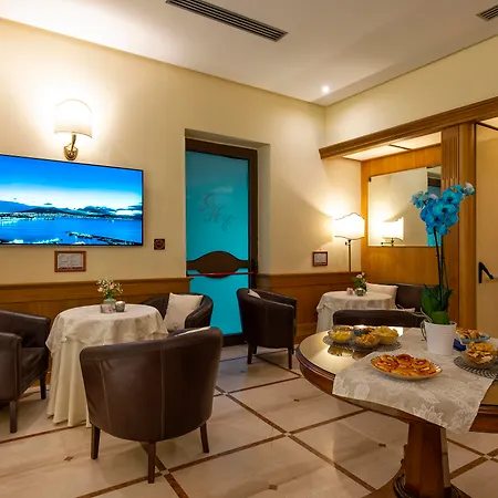 Grand Europa & Restaurant Ξενοδοχείο