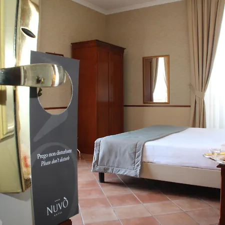 Hotel Nuvo Naples