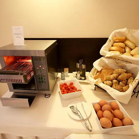 Hotel Nuvo 4*