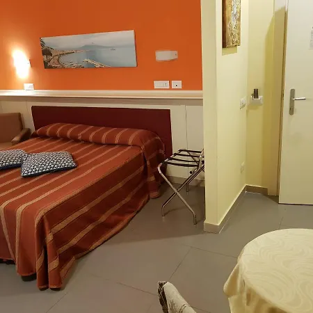 Capodichino International 4*