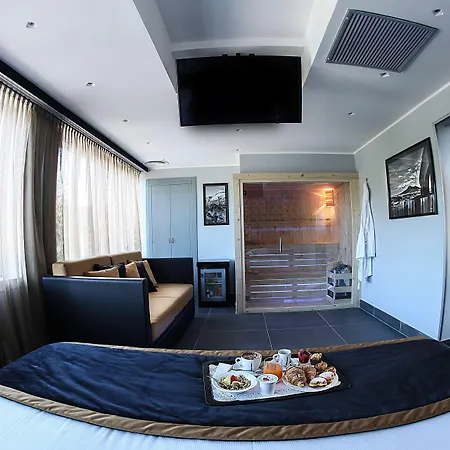 Western Jfk 4* Νάπολη
