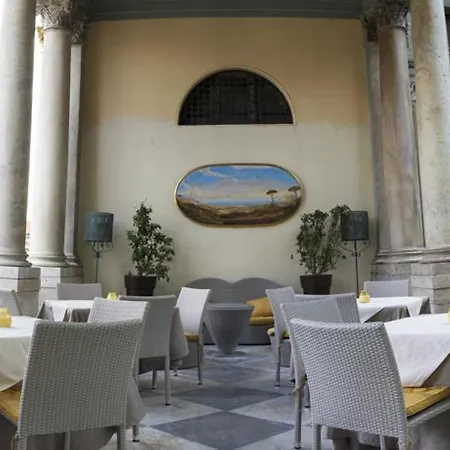 Art Santa Brigida 3* Neapol