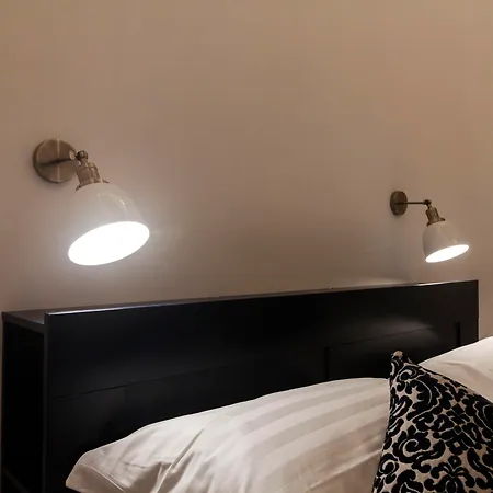 Eleonora Hotel