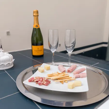 Il Salotto Della Regina Otel Napoli