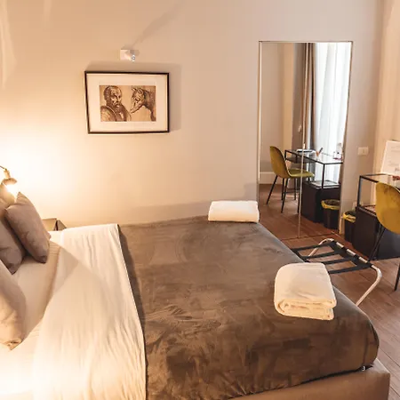 Relais Della Porta Otel Napoli