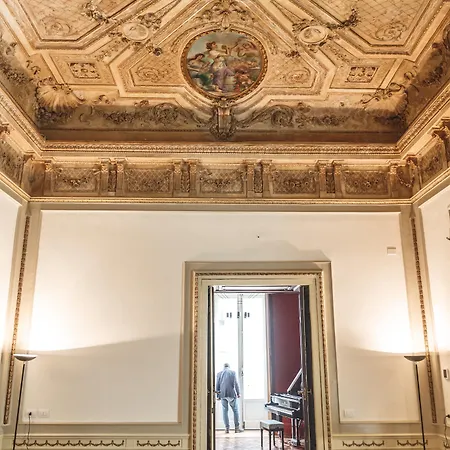 Otel Relais Della Porta 4*