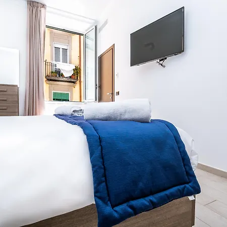 Palazzo Settembrini 49 Aparthotel 3*