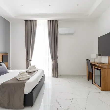 Отель Sant'angelo 4*