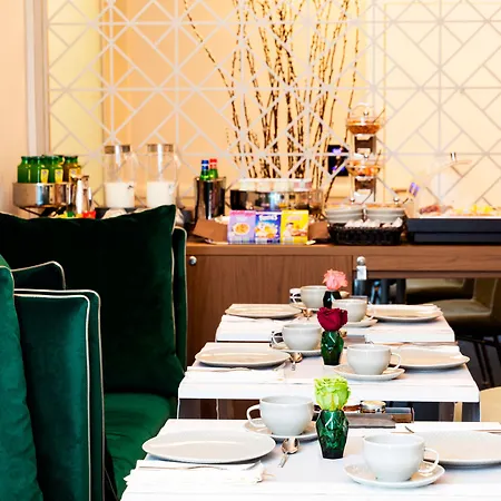 Amadomus Luxury Hotel