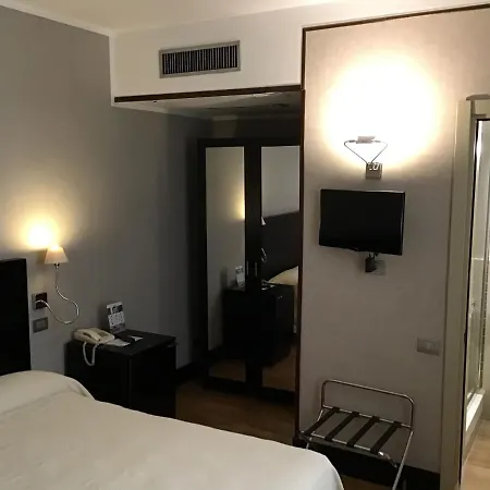 Otel Mh Design 3*