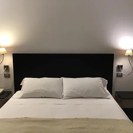 Otel Mh Design 3*