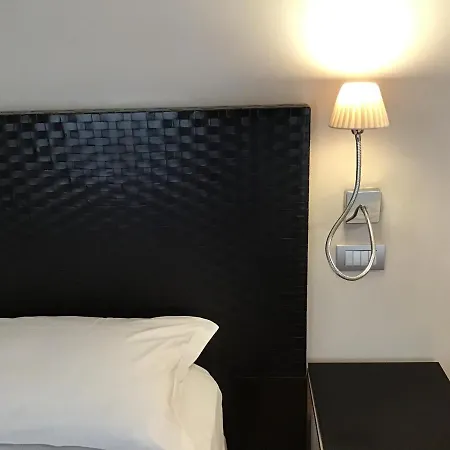 Otel Mh Design 3*