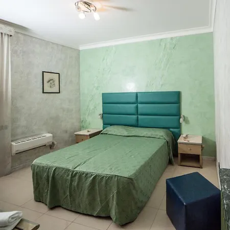 Hotel Cesare 14 Napoli