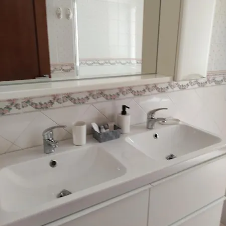Casa Lalla Vomero Appartamento *