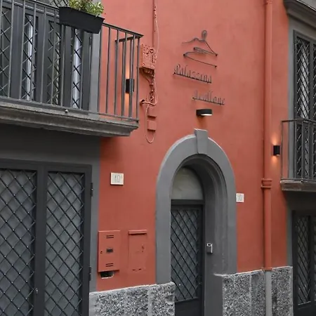 Palazzina Avallone Bed and Breakfast *