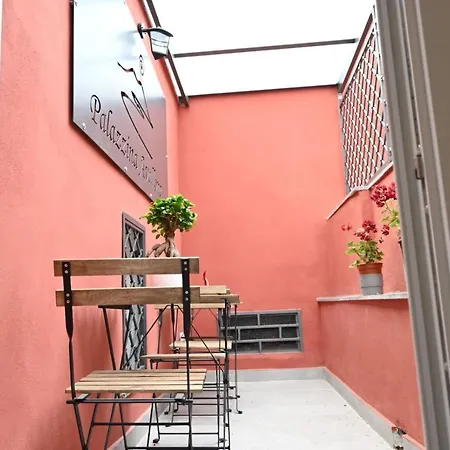 Bed and Breakfast Palazzina Avallone Νάπολη