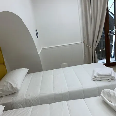 House Vico Lungo A Toledo Bed & Breakfast Napoli