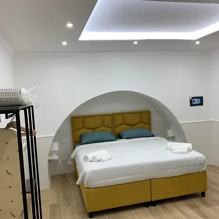 House Vico Lungo A Toledo Bed & Breakfast