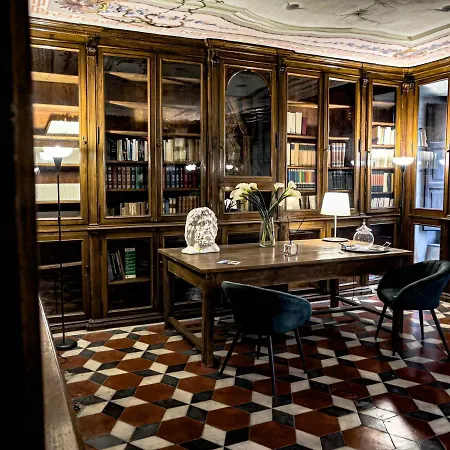 ホテル Palazzo Cappuccini Art Relais
