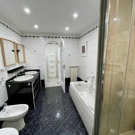Noruena Luxury Apartment