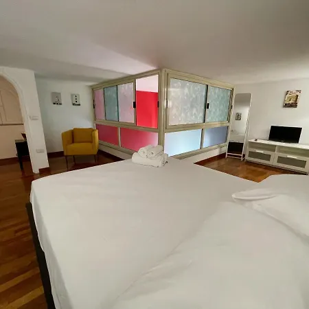 Noruena Luxury Naples