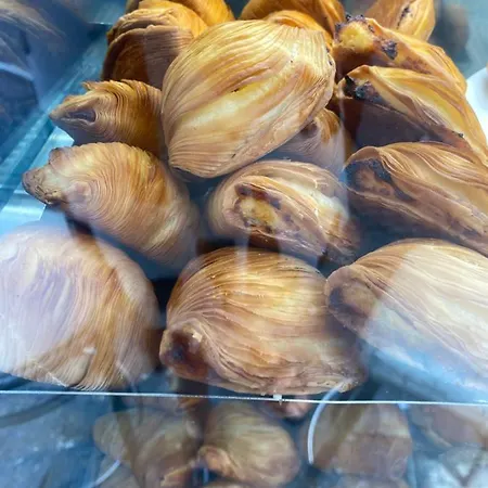 Samm San Gregorio Armeno * Neapel