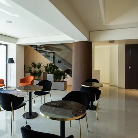 Gold Tower Lifestyle Otel 4*