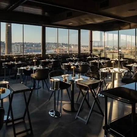 Gold Tower Lifestyle 호텔 나폴리
