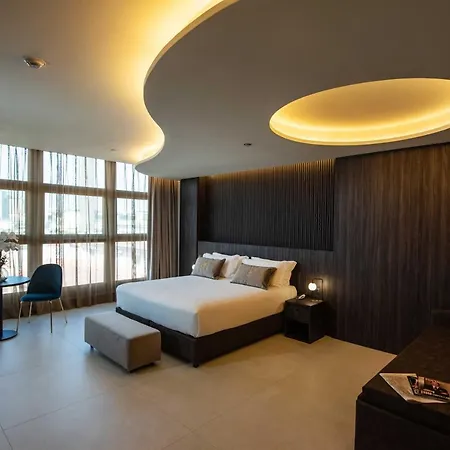 Gold Tower Lifestyle 4* Napoli