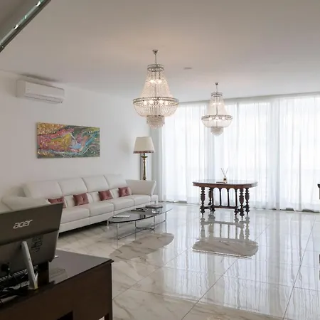 Royal Boutique Hotel