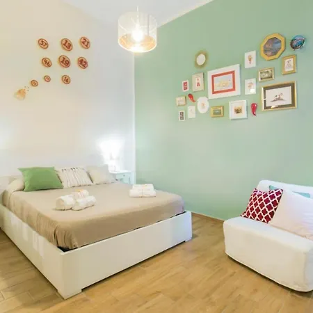 Holiday home Casetta Partenopea House *