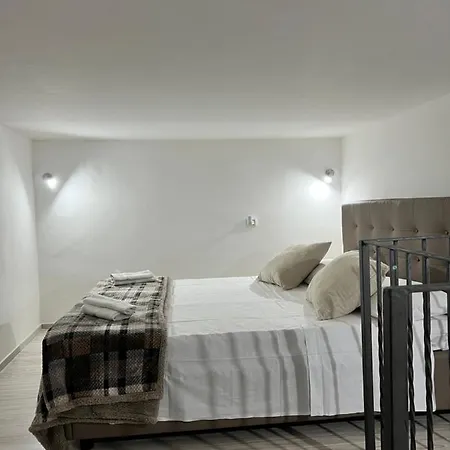 Apartament Age Chiaia *