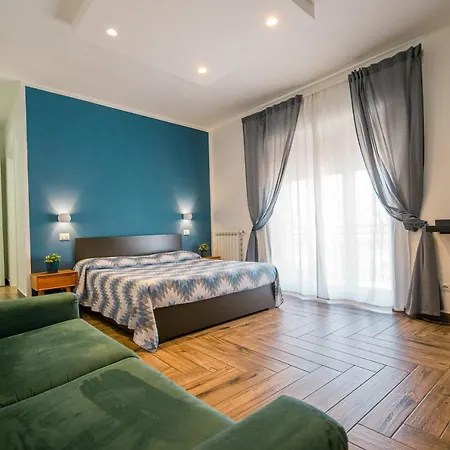 Hub Ferroviario - 12 Posti Letto Per Il Tuo Gruppo A Con Wifi E Netflix Neapel