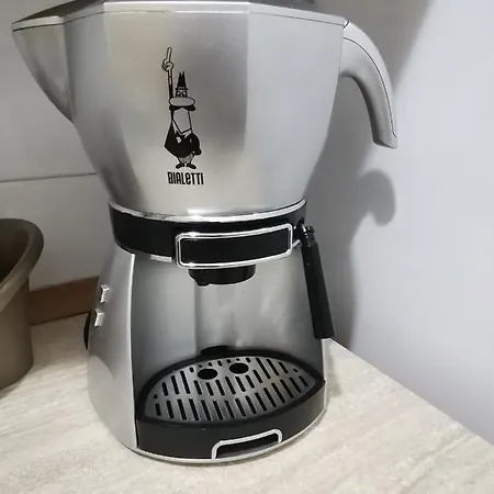 A Casa Di Italia * Neapol