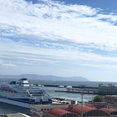Marina Sky 8 Neapol