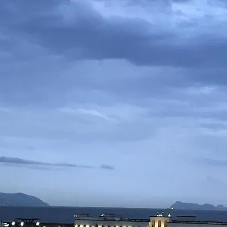 Marina Sky 8 Penzion Neapol