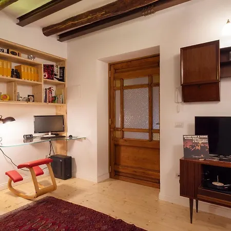 Casa Donna Aiuola Apartment *