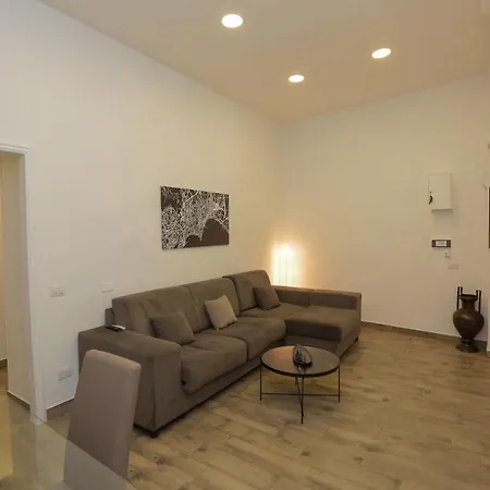 Plateia Apartment *