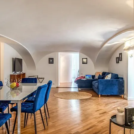 Pignatelli Apartment