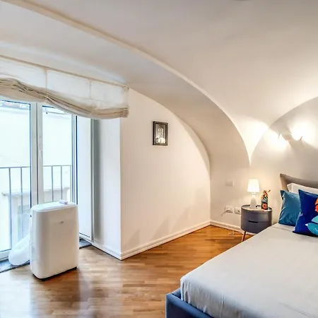 Apartment Pignatelli Naples