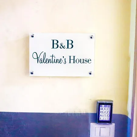 Alojamento de Acomodação e Pequeno-almoço Valentine's House *