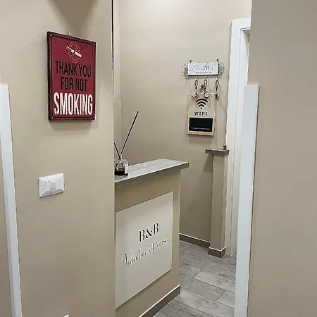 Valentine's House נאפולי