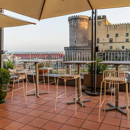 Mercure Centro Angioino Szálloda