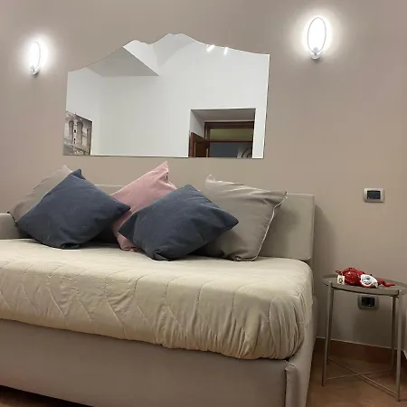Binario 20 Nápoles