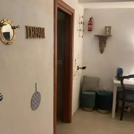 Apartment Tinnyhouse *