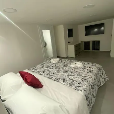 Casa Regina Holiday home Naples