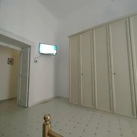Cisterna's Guest house *