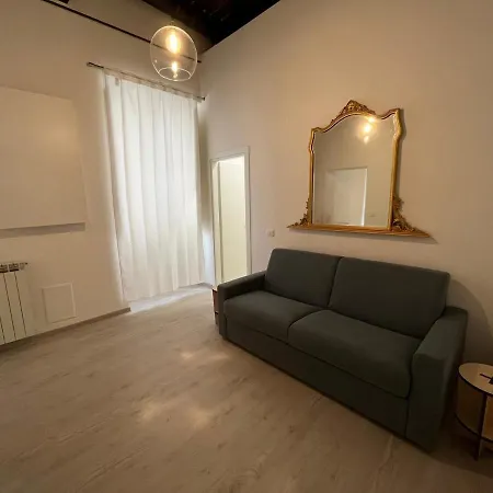 Donna Luisa A Santa Chiara Bed & Breakfast *